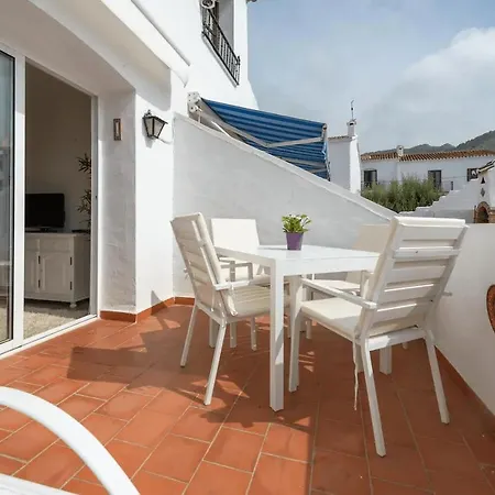 Right By The Pool Area In Capistrano Village