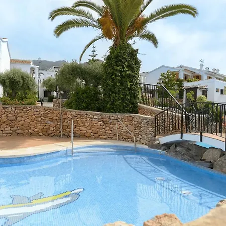 Right By The Pool Area In Capistrano Village * Nerja