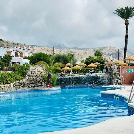 Right By The Pool Area In Capistrano Village Nerja