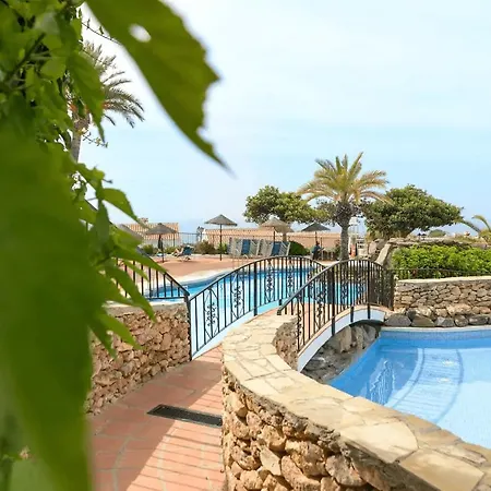 Right By The Pool Area In Capistrano Village *