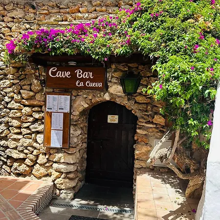 Right By The Pool Area In Capistrano Village * Nerja