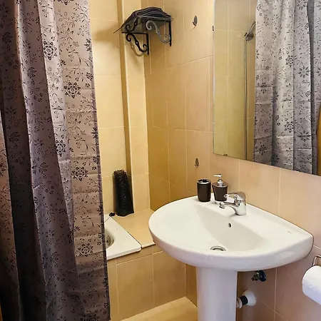 Right By The Pool Area In Capistrano Village * Нерха