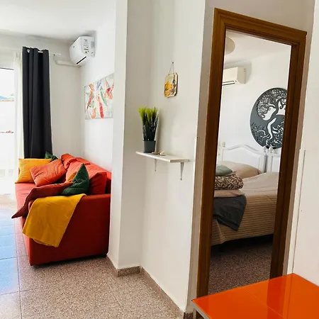 Right By The Pool Area In Capistrano Village Апартаменти *