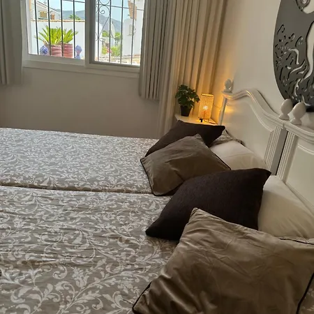 Right By The Pool Area In Capistrano Village Апартаменти
