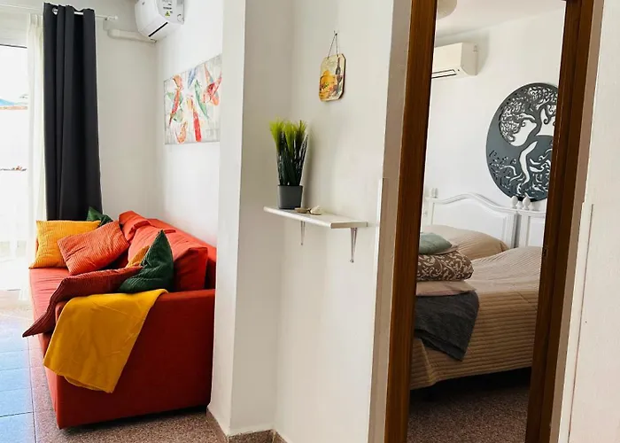 Right By The Pool Area In Capistrano Village Apartament *